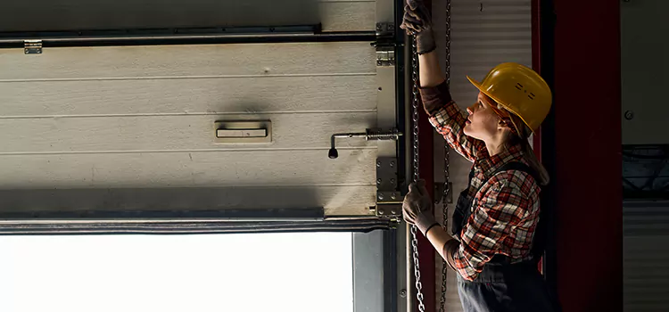 Addressing Common Garage Door Stoppage Issues in Visalia, CA